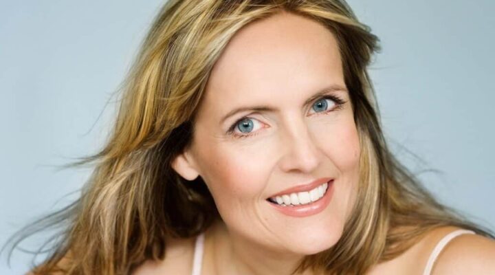 Diga adeus a cabelos secos com essas dicas para aumentar a umidade